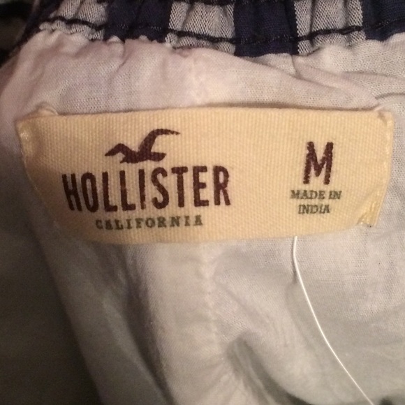Hollister dark blue checkered skirt - Picture 2 of 2