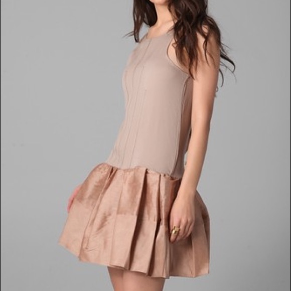 Camilla and Marc Dress - Picture 2 of 4