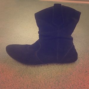 Black suede Steve Madden ankle boots