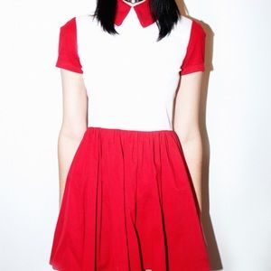 Deandri white and red collared dress