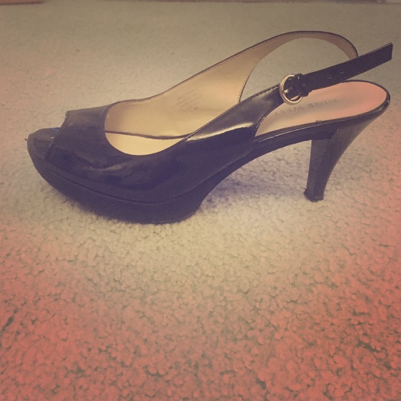 Black patent leather slingback heels