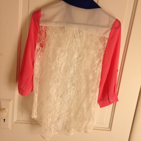 Delicate lace button down - Picture 2 of 2