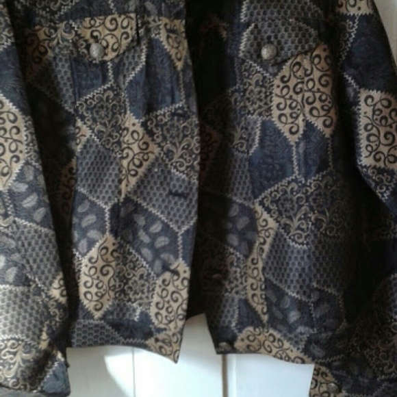 Jacket - Picture 1 of 3
