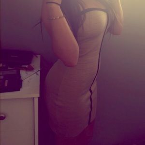 An strapless dress for any occasions