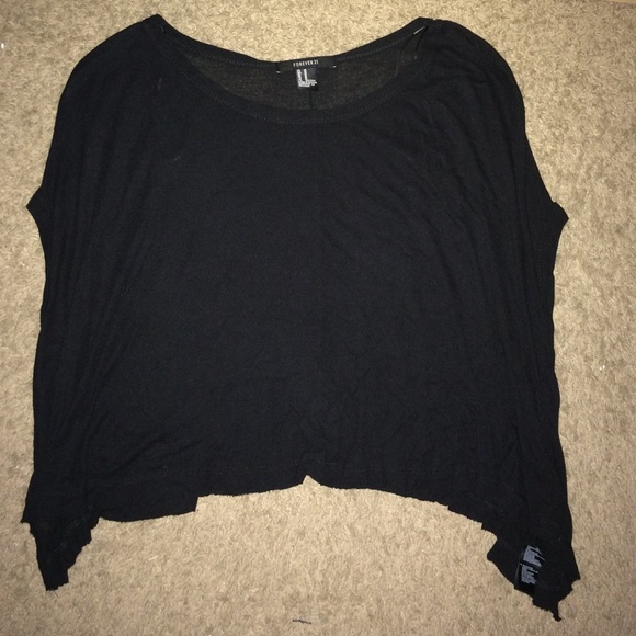 Flowy black crop top