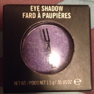 Mac eye shadow