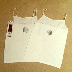 NWT Daisy Fuentes Seamless Cami