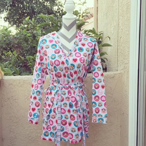 Cute Paul frank robe