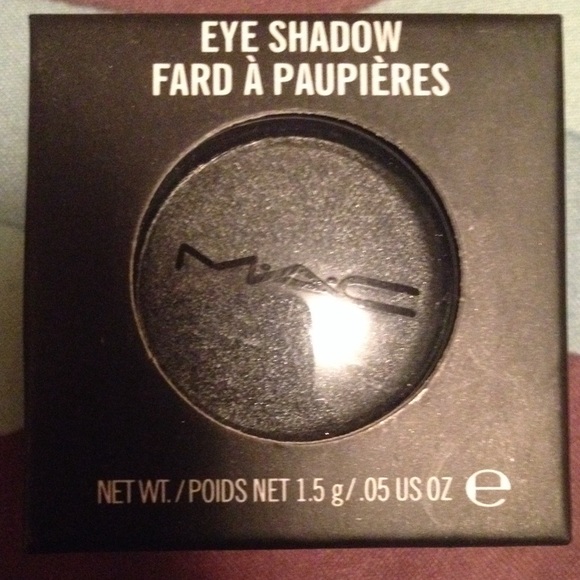 Mac eye shadow