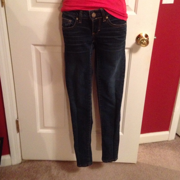 Size 0 skinny jeans