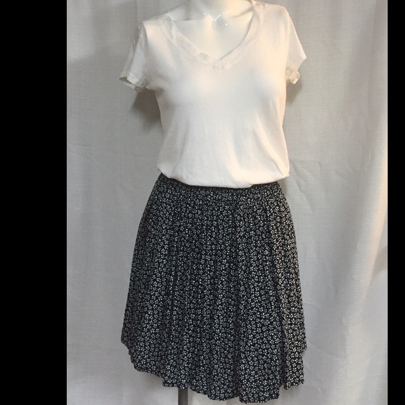 Brandy Melville Skirt