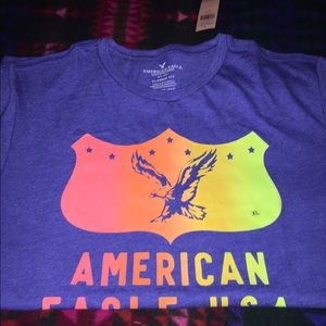 AE mens Tshirt size XL