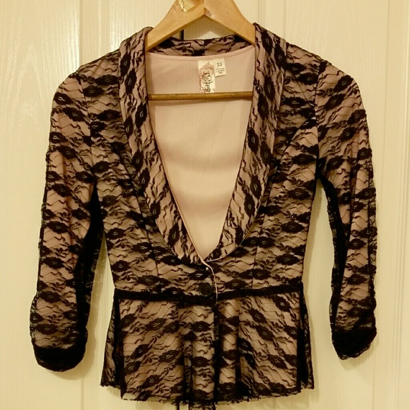 Gorgeous light pink with lace  blazer )