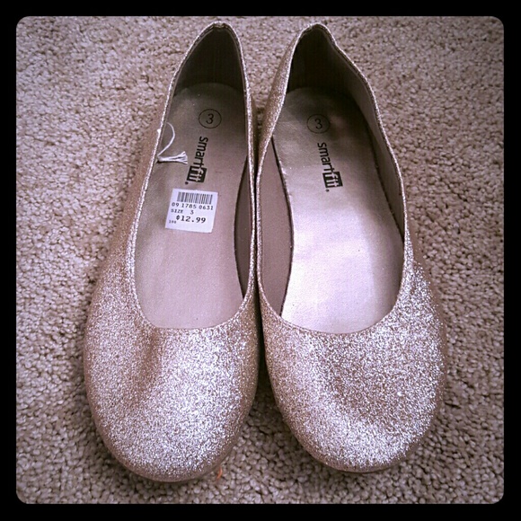 NWT Glittery Gold Flats