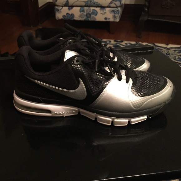 Nike Volleyball Tennis Shoes