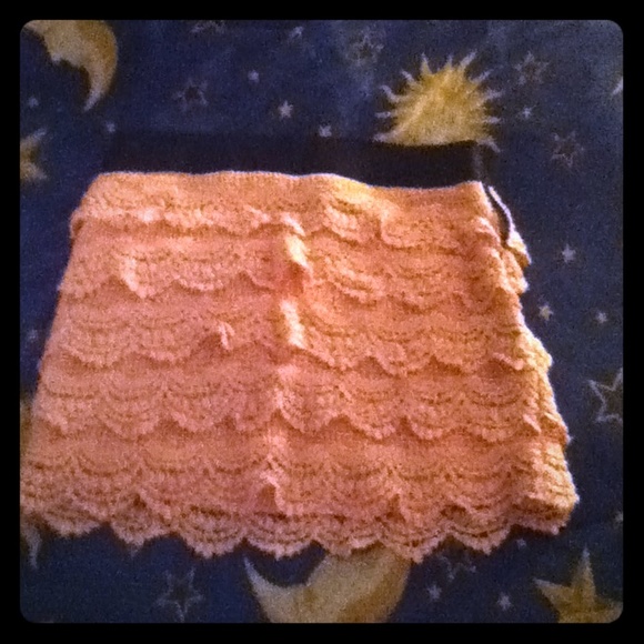 Charlotte Russe pink lace mini skirt