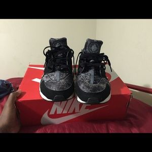 Nike Air Huarache
