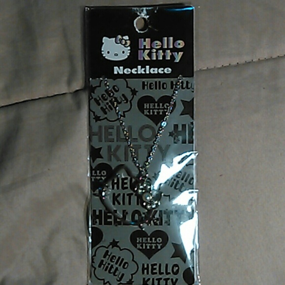 Hello kitty neclece