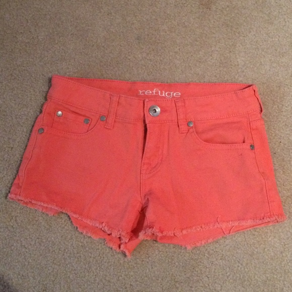 Refuge Coral Shorts