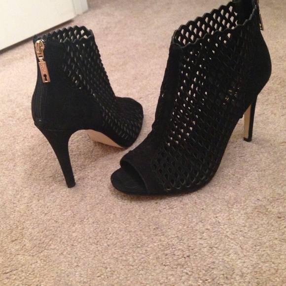 Authentic Ivanka Trump Black heels