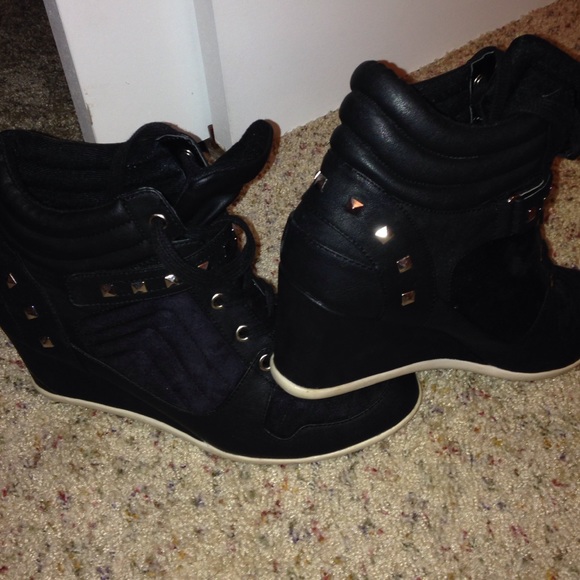 👠 SNEAKER WEDGES 👠