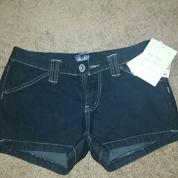 Size 11 womens shorts new with tags