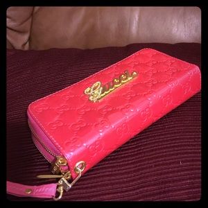 Inspired Gucci bright pink wallet💕💕💕