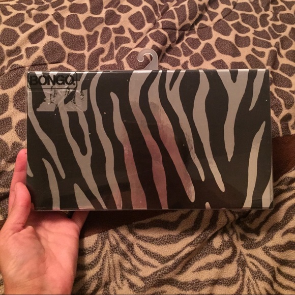 NEW Bongo Hardware Wallet & Key Chain Set ๐ - Picture 4 of 4