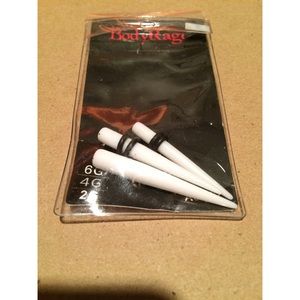 Gauge stretching set