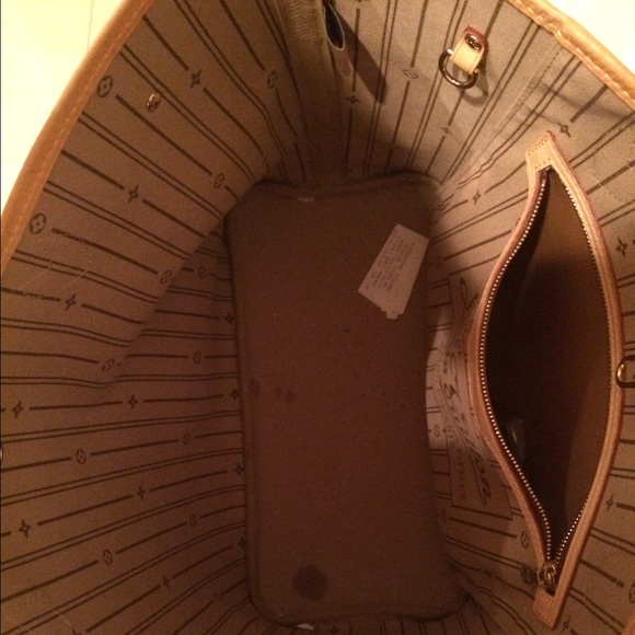 SOLD!!!! Authentic Louis Vuitton never full mm - Picture 3 of 4