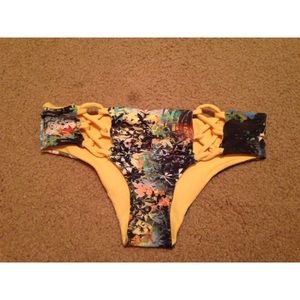 San Lorenzo bikini bottom