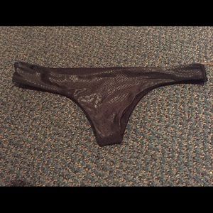 Swimsuit bottoms (cheeky)