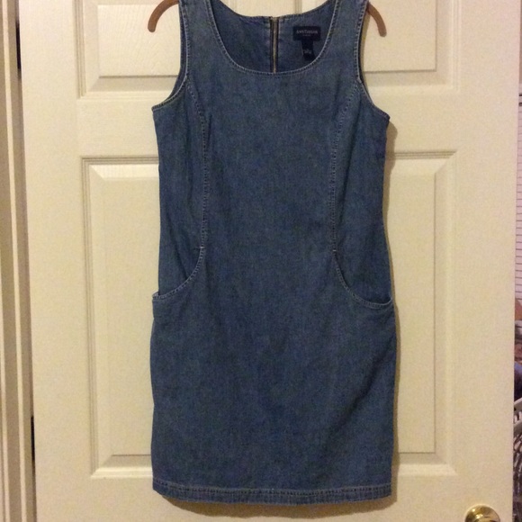 Ann Taylor Dresses & Skirts - Adorable denim dress with pockets