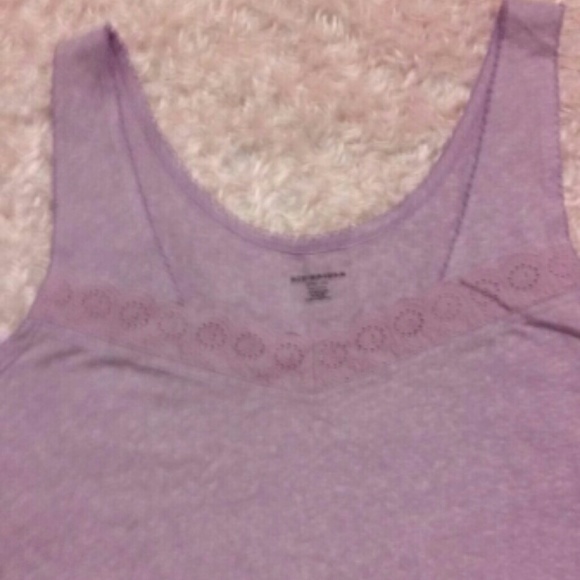 NWT light purple tank top - Picture 2 of 4