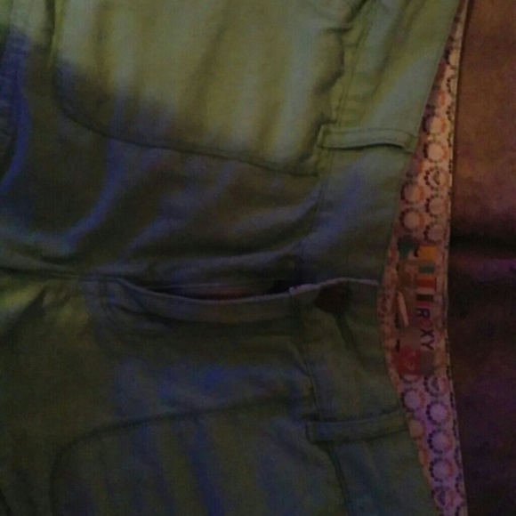 Juniors Roxy Shorts - Picture 4 of 4