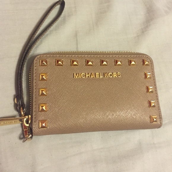 Michael Kors Clutches & Wallets - Wallet