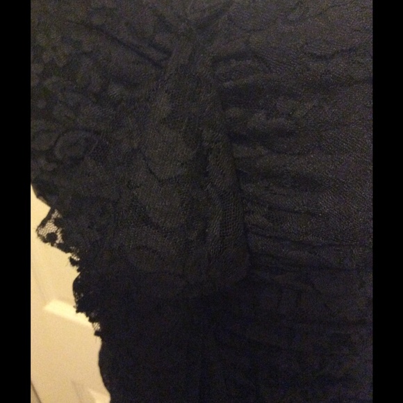 Top - Picture 2 of 4