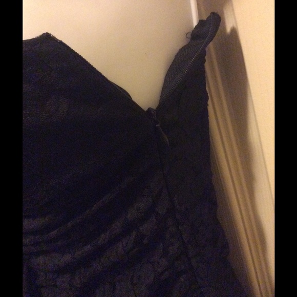 Top - Picture 3 of 4