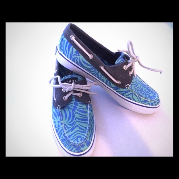 NWOT Sperry Topsider size 7, excellent deal!