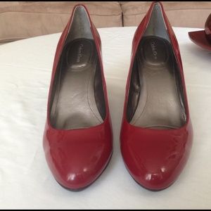 Calvin Klein red patent leather pump