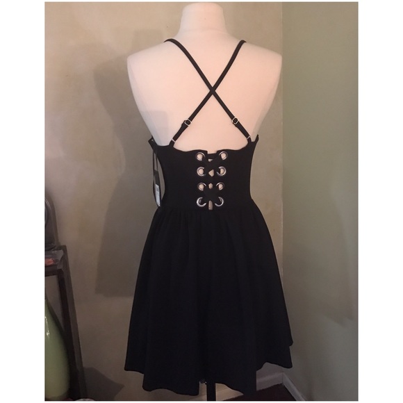 GUESS Monaco Criss-Cross Back Lace-UpDress - Picture 5 of 6