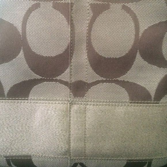 Sold - Picture 2 of 4