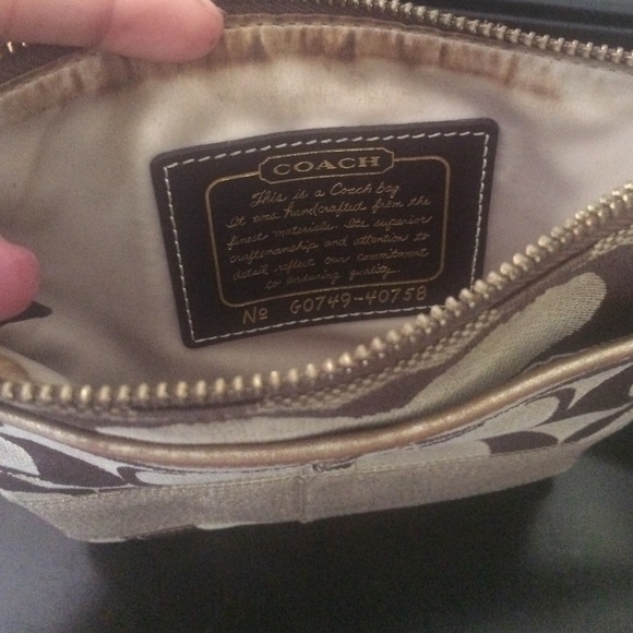 Sold - Picture 3 of 4