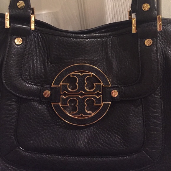 Tory Burch Amanda Tote - Picture 2 of 4