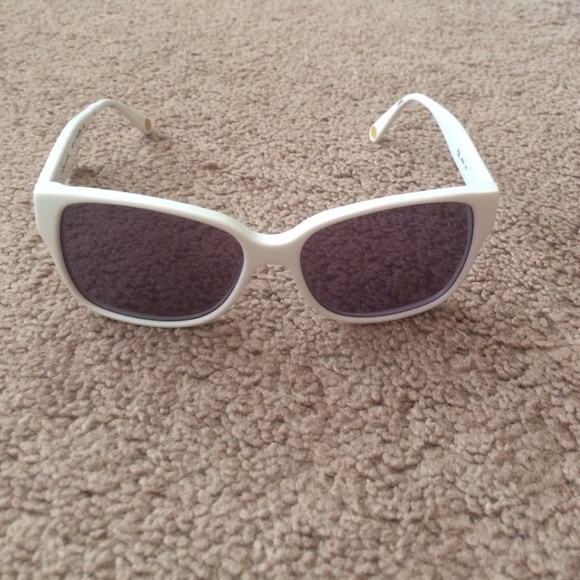 Brand New White Henri Bendel Sunglasses