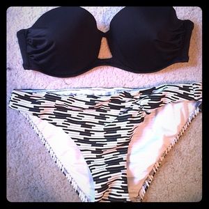 NWT Victoria's Secret Bikini