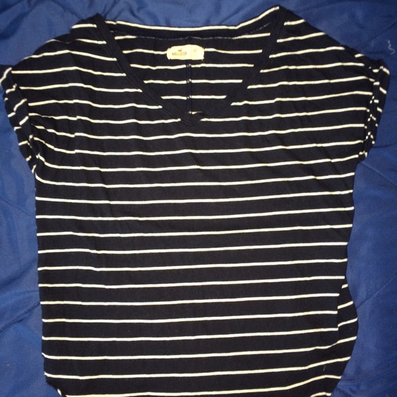 Striped t-shirt 🌌 - Picture 1 of 1