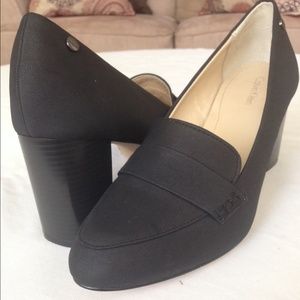 Calvin Klein black pump