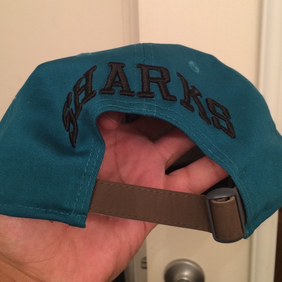 Sam Jose sharks strapback suede strap - Picture 3 of 3