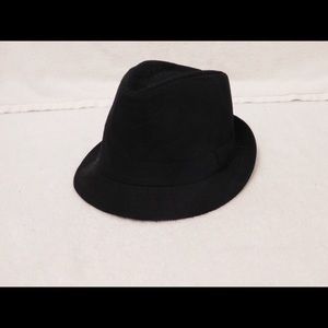 Black hat fedora
